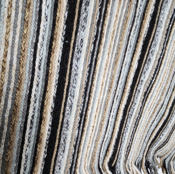 Cejon Poncho Black Gray Tan Multi V-Neck Pullover Asymmetric Hem With Fringe OS - Picture 3 of 9